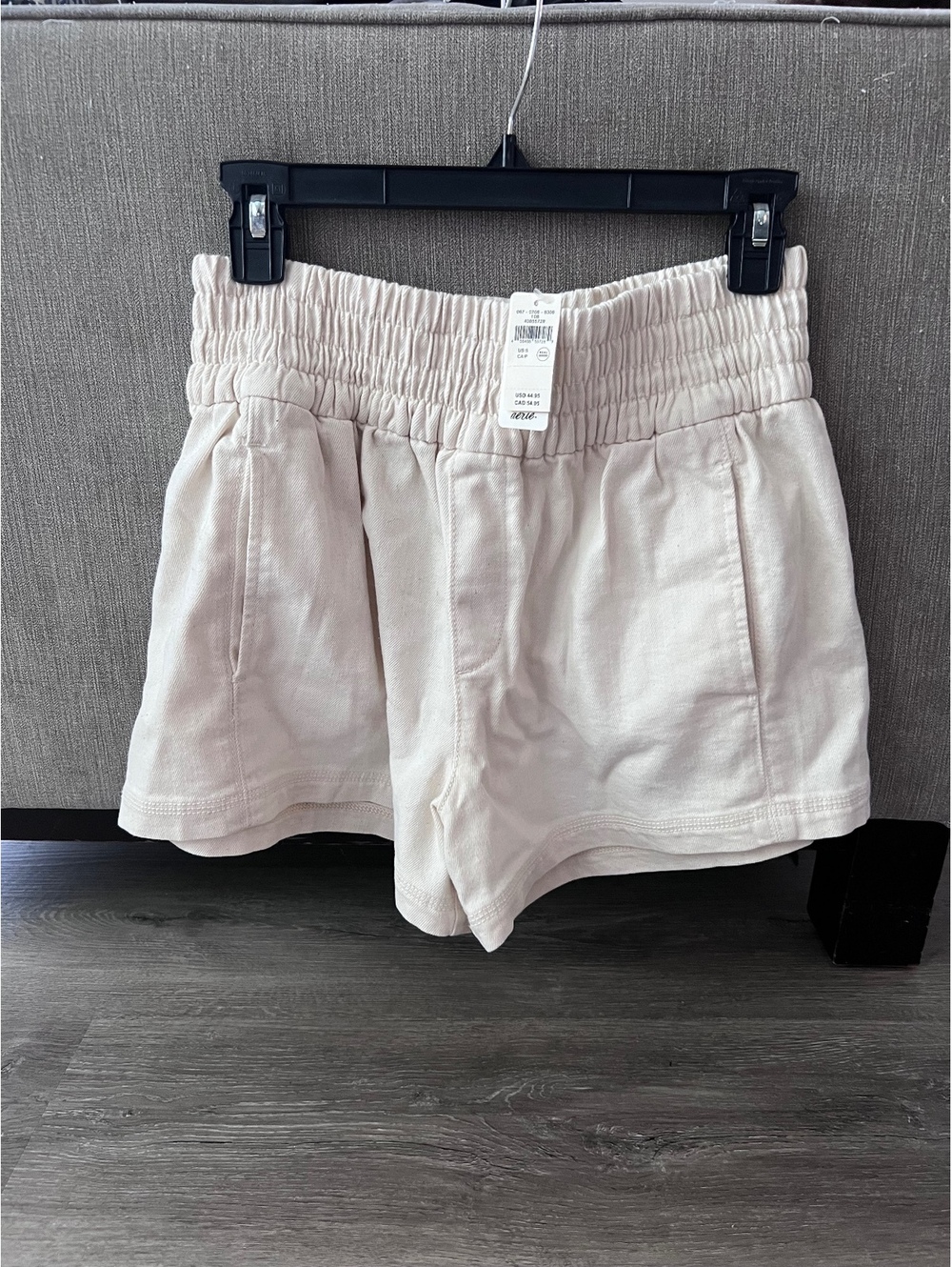 Aerie Cream elastic waist cargo shorts